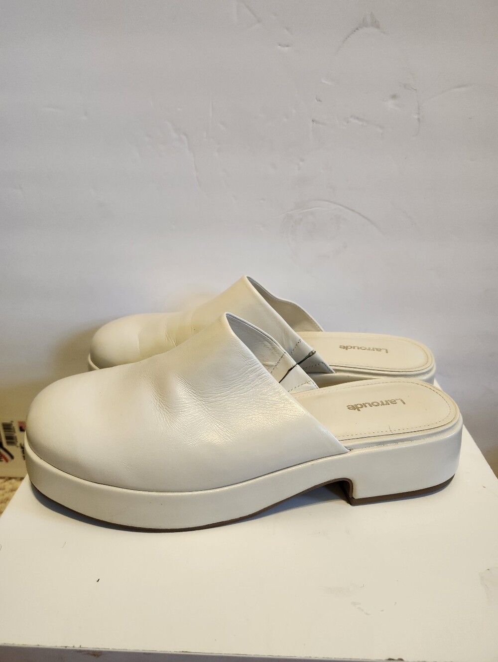 Larroudé "Miso" Cream Leather Platform Clogs /Mules Size 9 Original Retail $315 - Picture 7 of 10